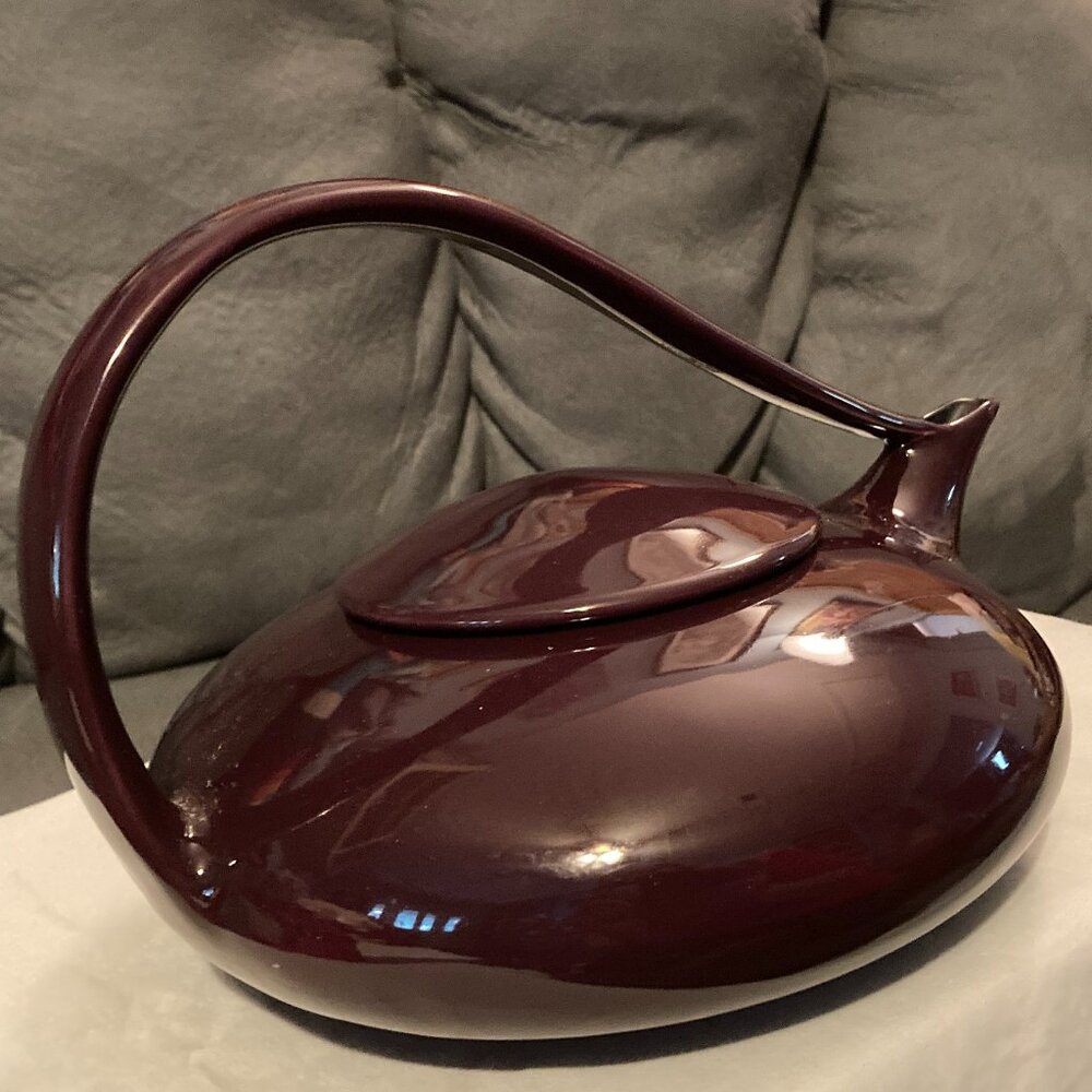 Judith Weber Swirl Handle Mulberry/Burgundy Classic Porcelain Tea Pot-Signed-EUC - Picture 9 of 11